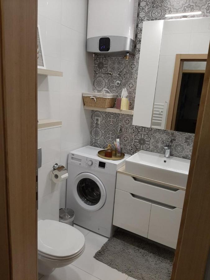 Stefan Lux Apartment Bijeljina Exteriör bild